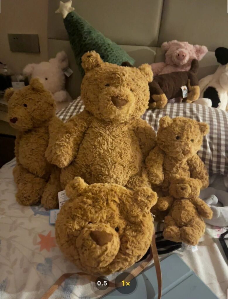 Image #1 from Xin Hu