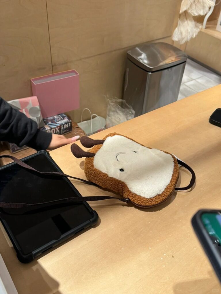 Image #1 from Carla Costa