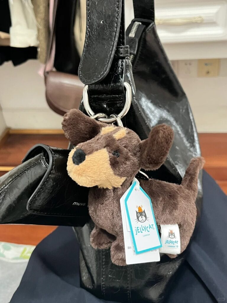 Image #1 from Rachel Mitchell