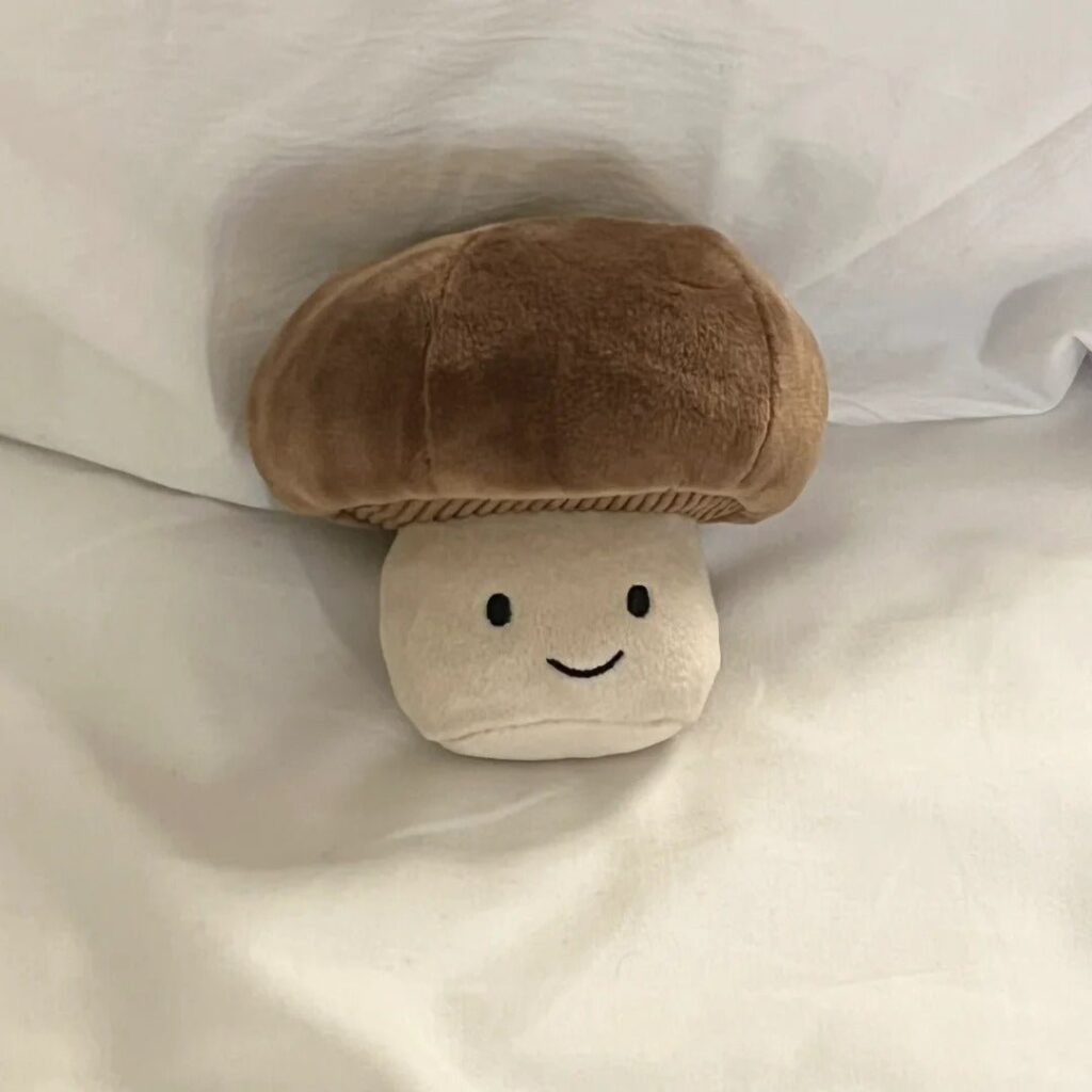 Image #1 from Sonia White